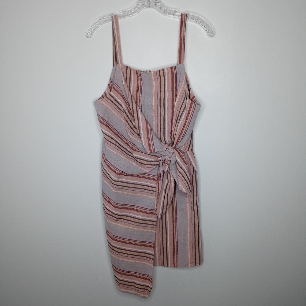Pinch strip dress size large